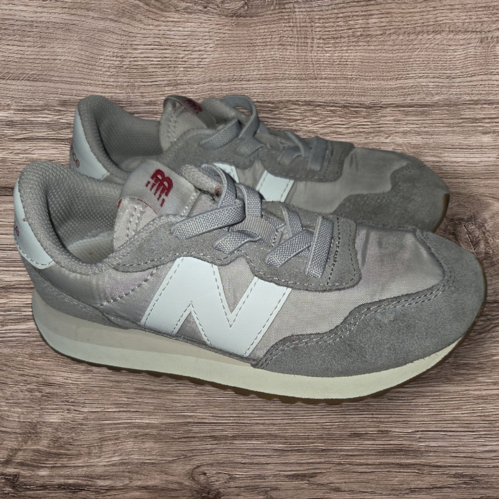 New Balance 237 Kids Shoes..12